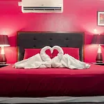 Rockhampton Suites