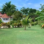 Whistling Villa Runaway Bay