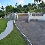 La Rose Apartment