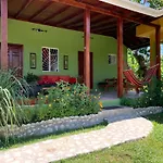 Green Queendom Farm And Lodging
