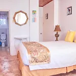 Titchfield Guest House