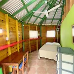 Judy House 2 - Lewis Backpacker Hostel