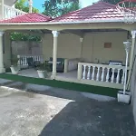 Comfy Guest Rooms