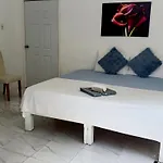 Hill View Rooms