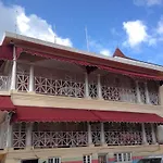 Gibb\'S Chateau