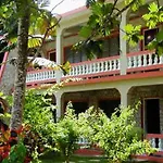 Golden Sunset Villas