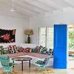 Pelican Three-Bedroom Villa