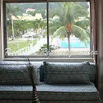 Paradise Turtle Towers Apartments