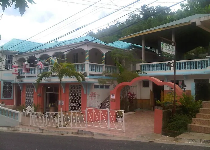 Treasure\'S Comfort Inn