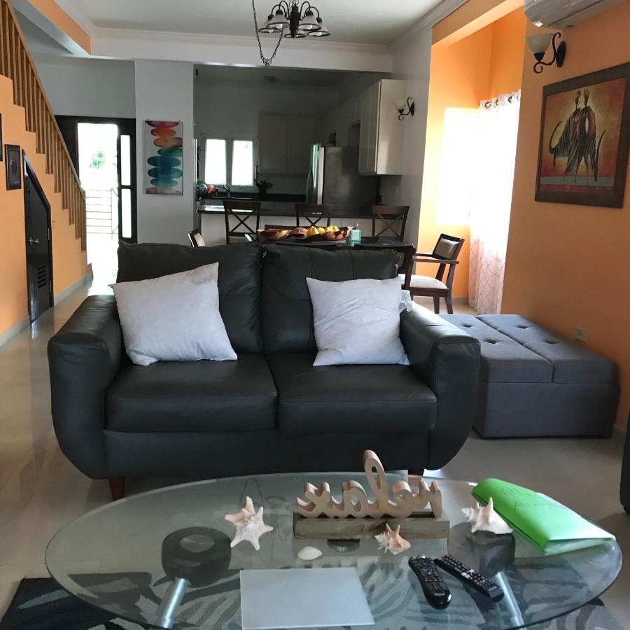 Alexanders Penthouse On The * Ocho Rios