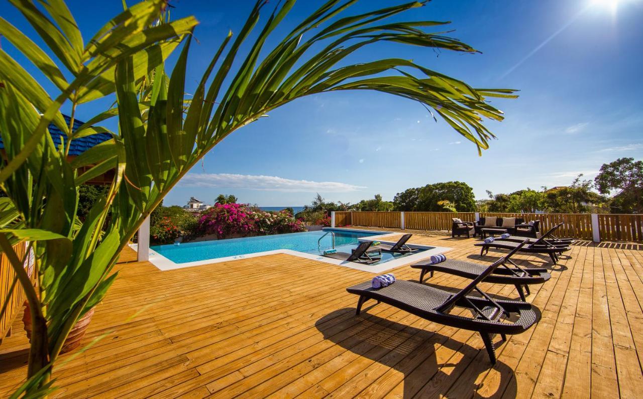 Villa Butterfly Hill Villa & Studio Apartment *