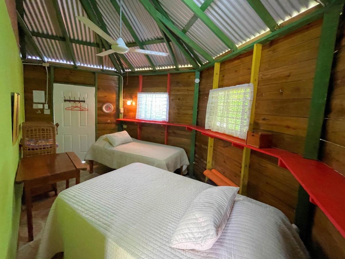 Judy House 2 - Lewis Backpacker Hostel *
