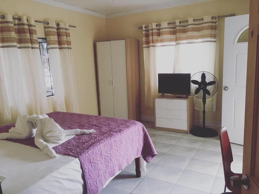 Arms Of Charms Guest house