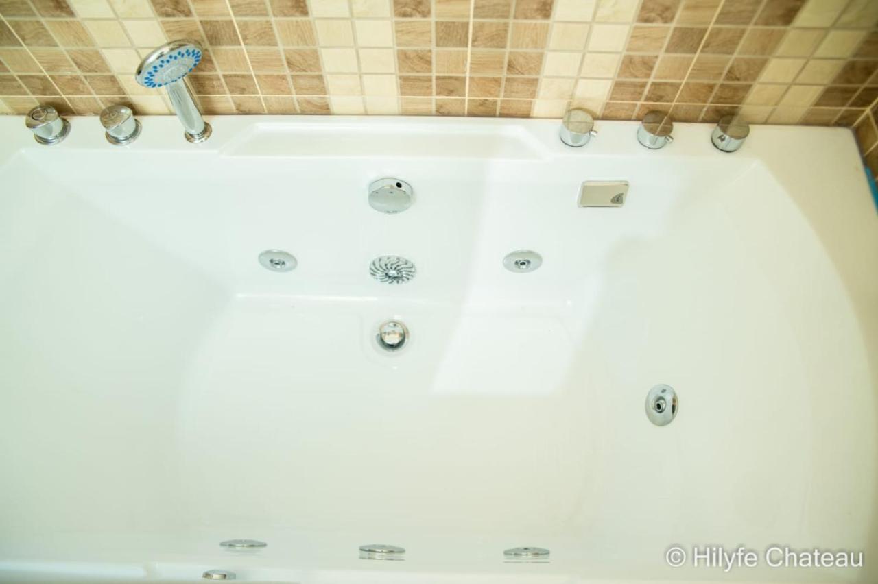 Guest house Hilyfe Chateau Airbnb *
