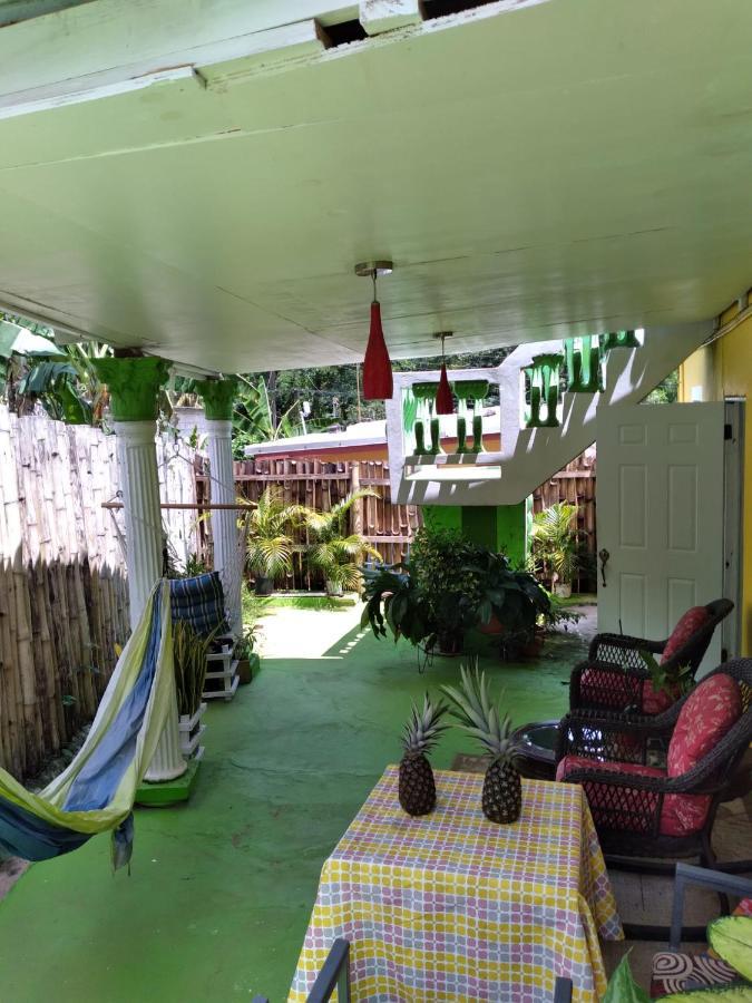 Guest house Caldo Tours Ewarton