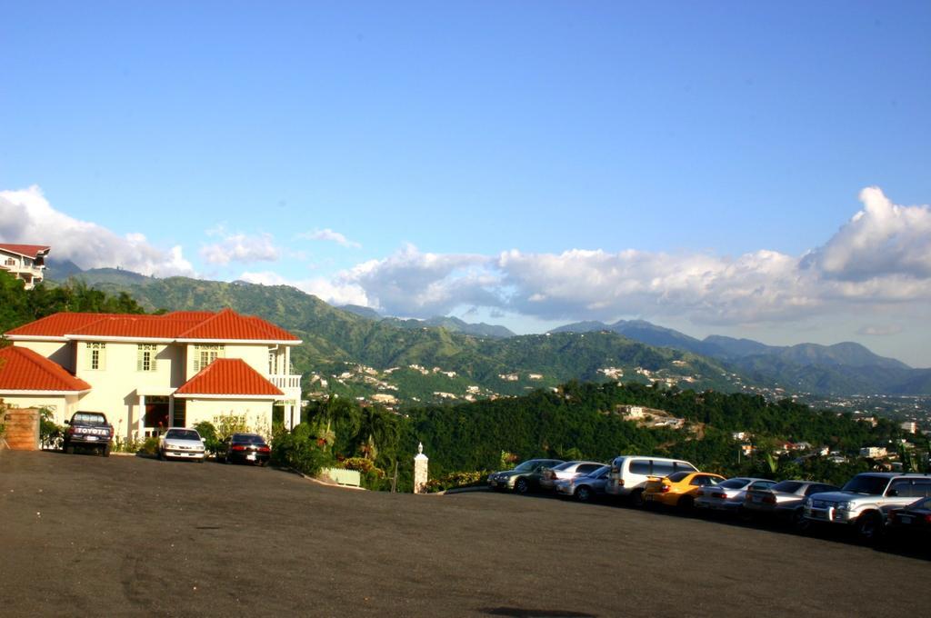 City View Bed & Breakfast 2*
