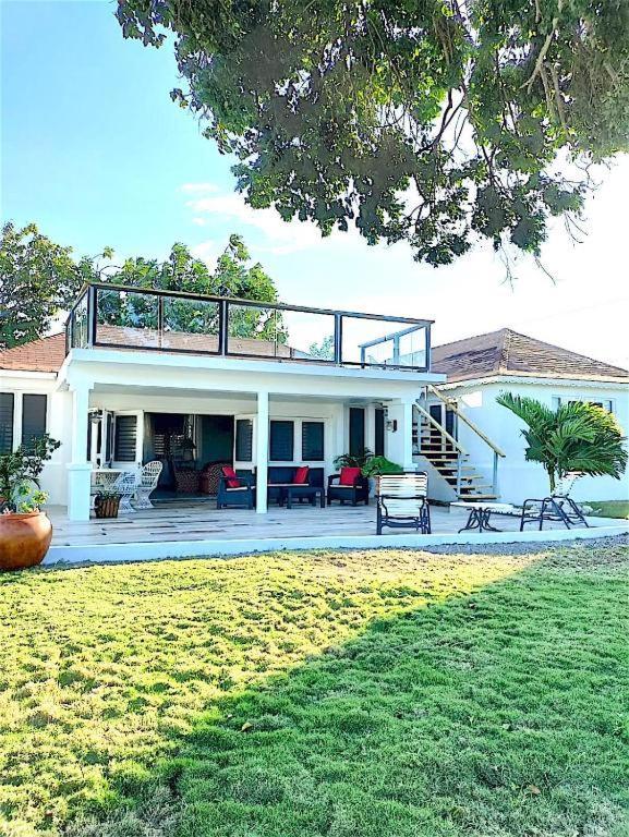 Villa Sea Lili