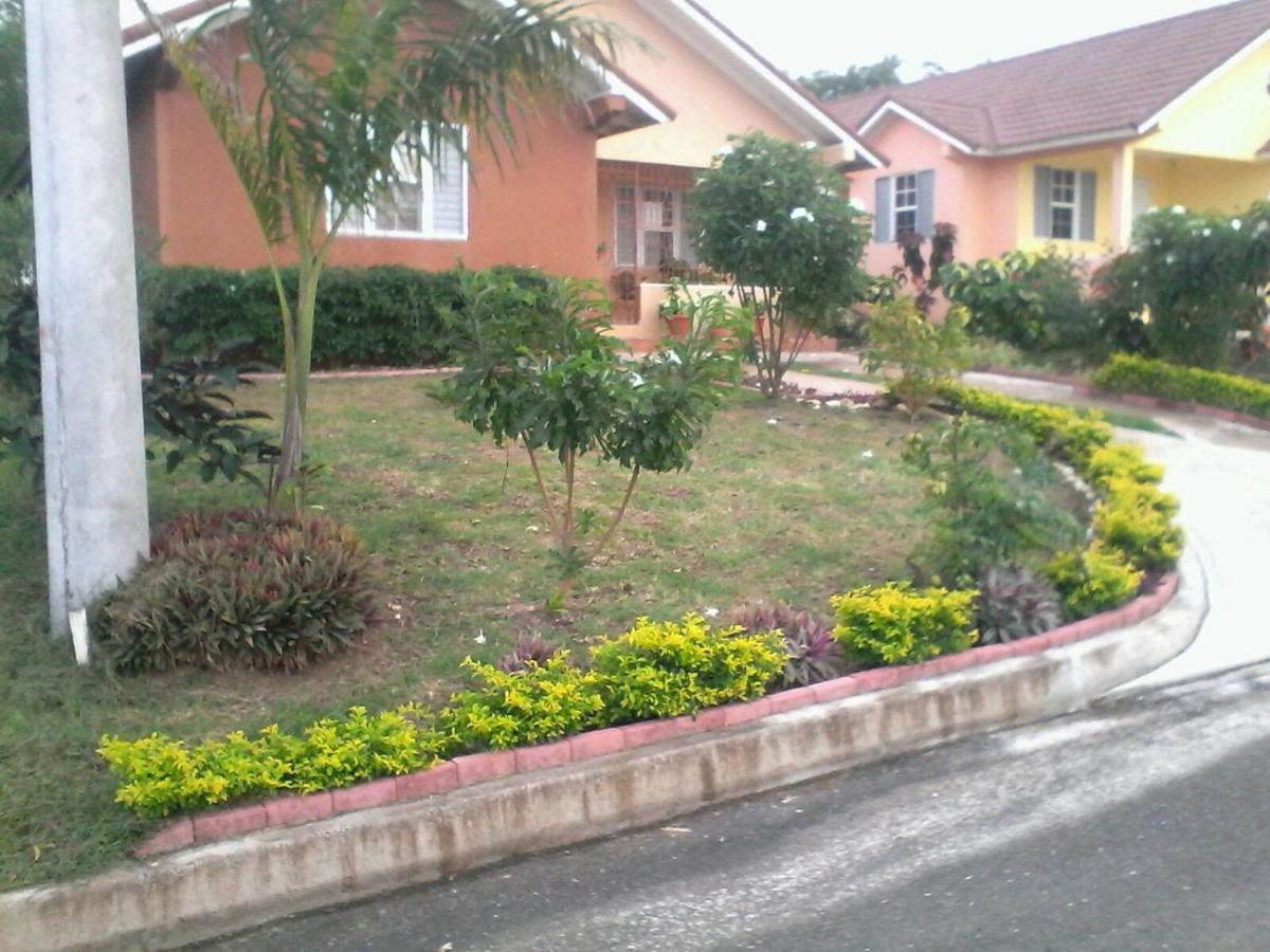 Gasthof Heartland Estate Priory
