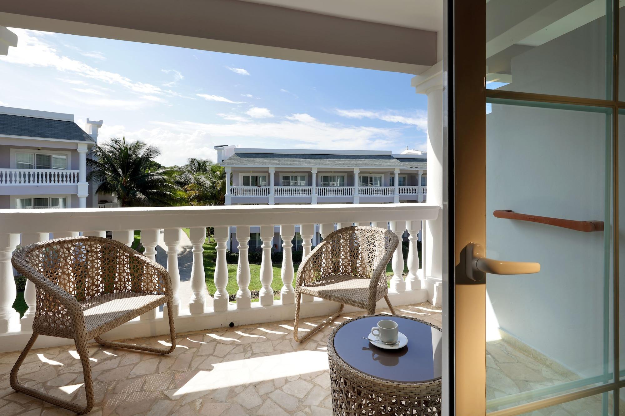 Grand Palladium Lady Hamilton & Resort Lucea