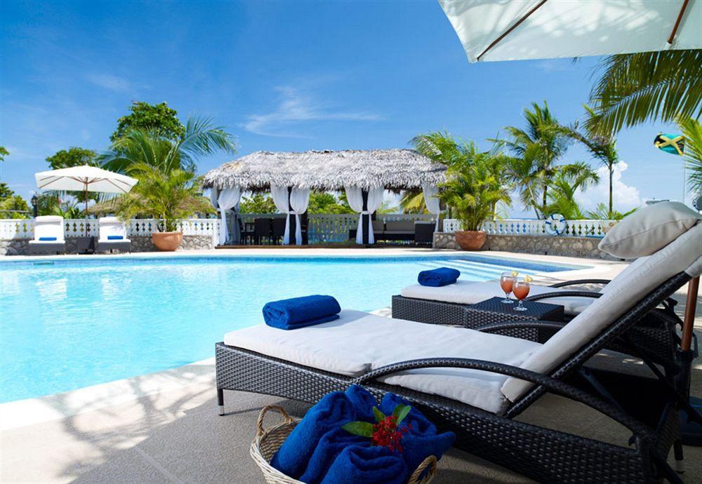 Golden Cove Pousada