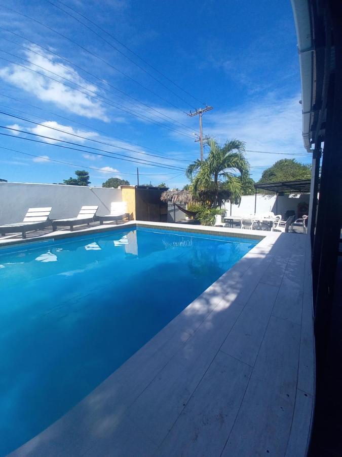 Guest house Labrish Kingston