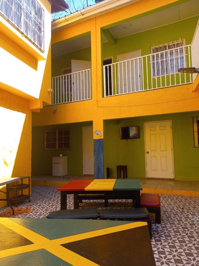 Labrish Guest house 2*