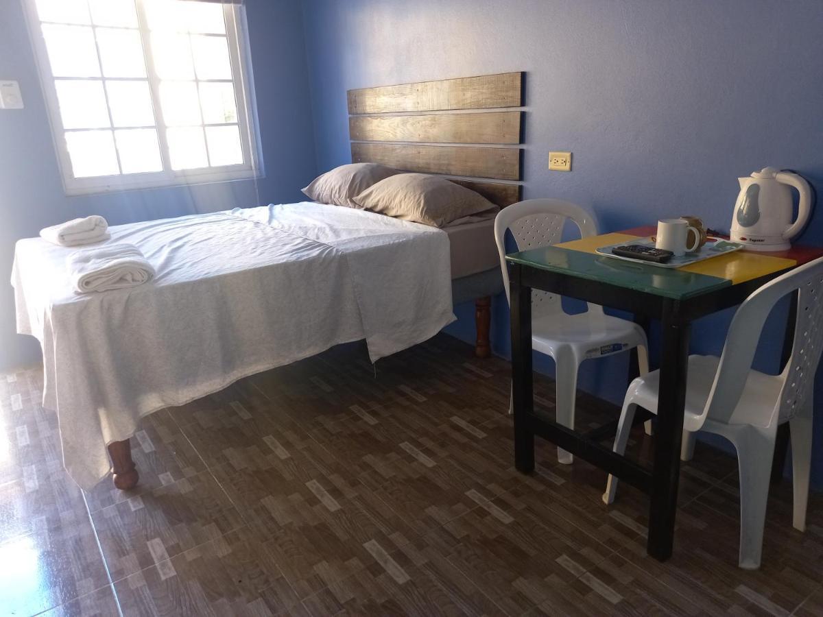 Guest house Labrish Kingston