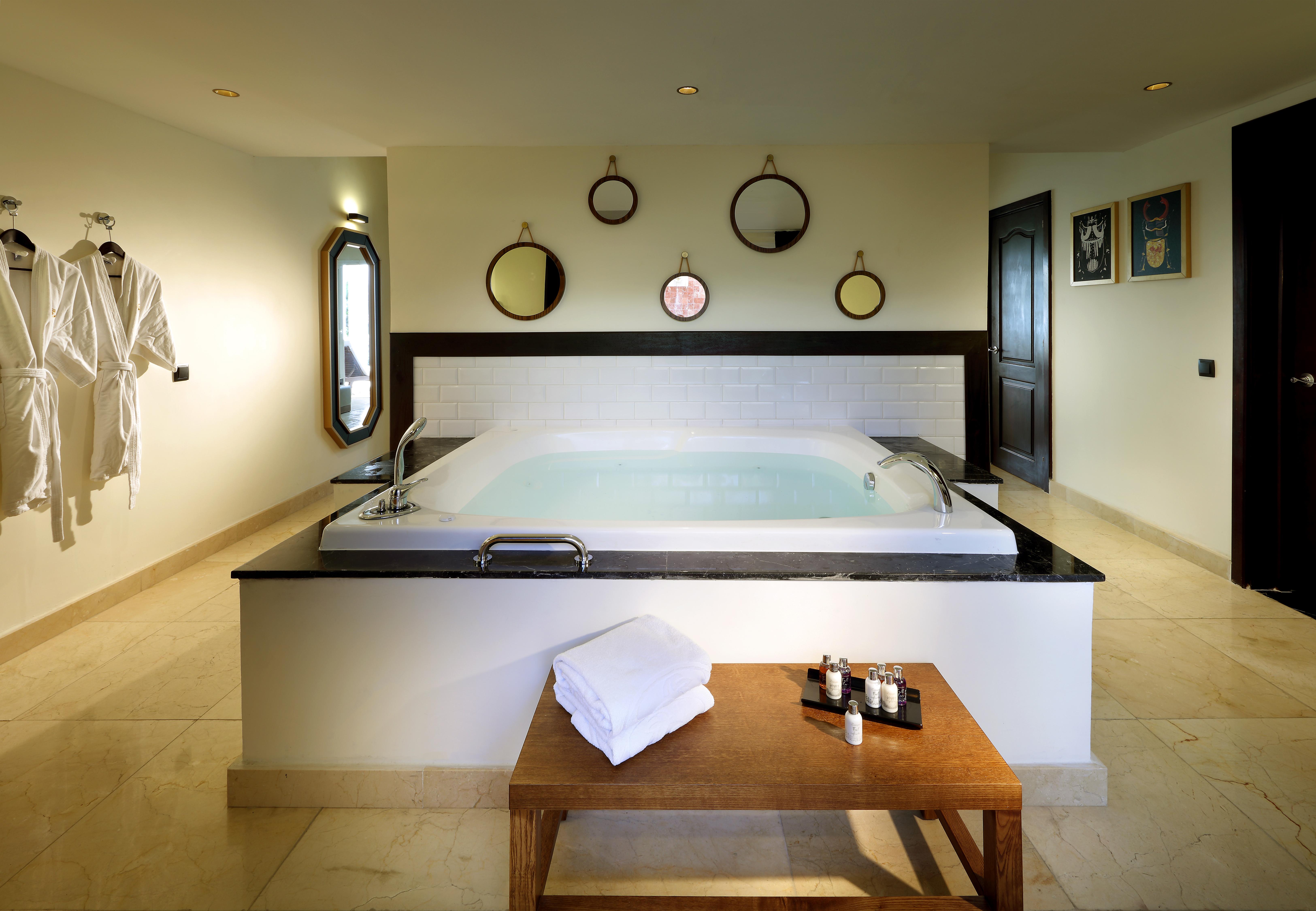 Grand Palladium Lady Hamilton & 5* Lucea
