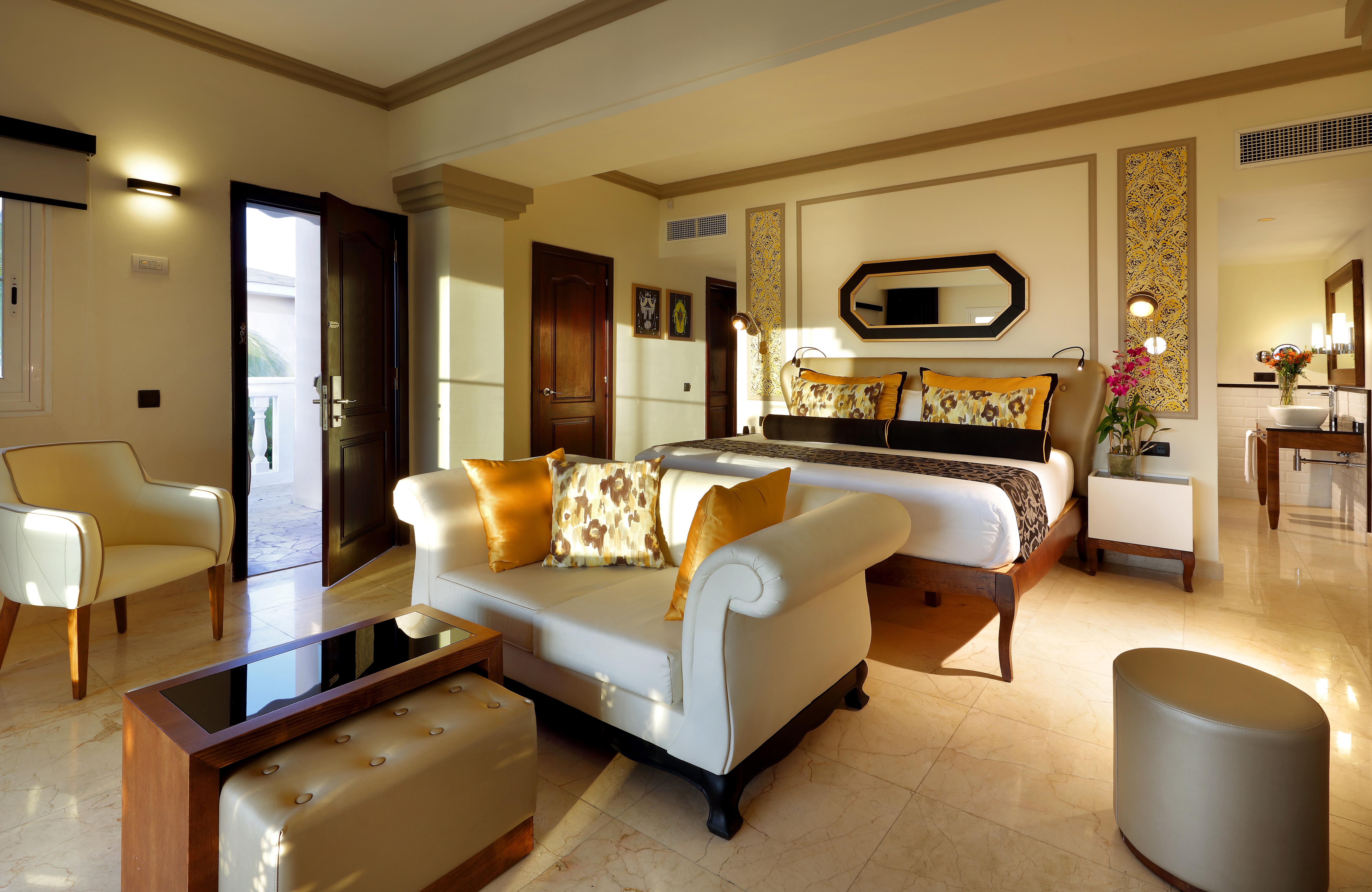 Grand Palladium Lady Hamilton & Resort