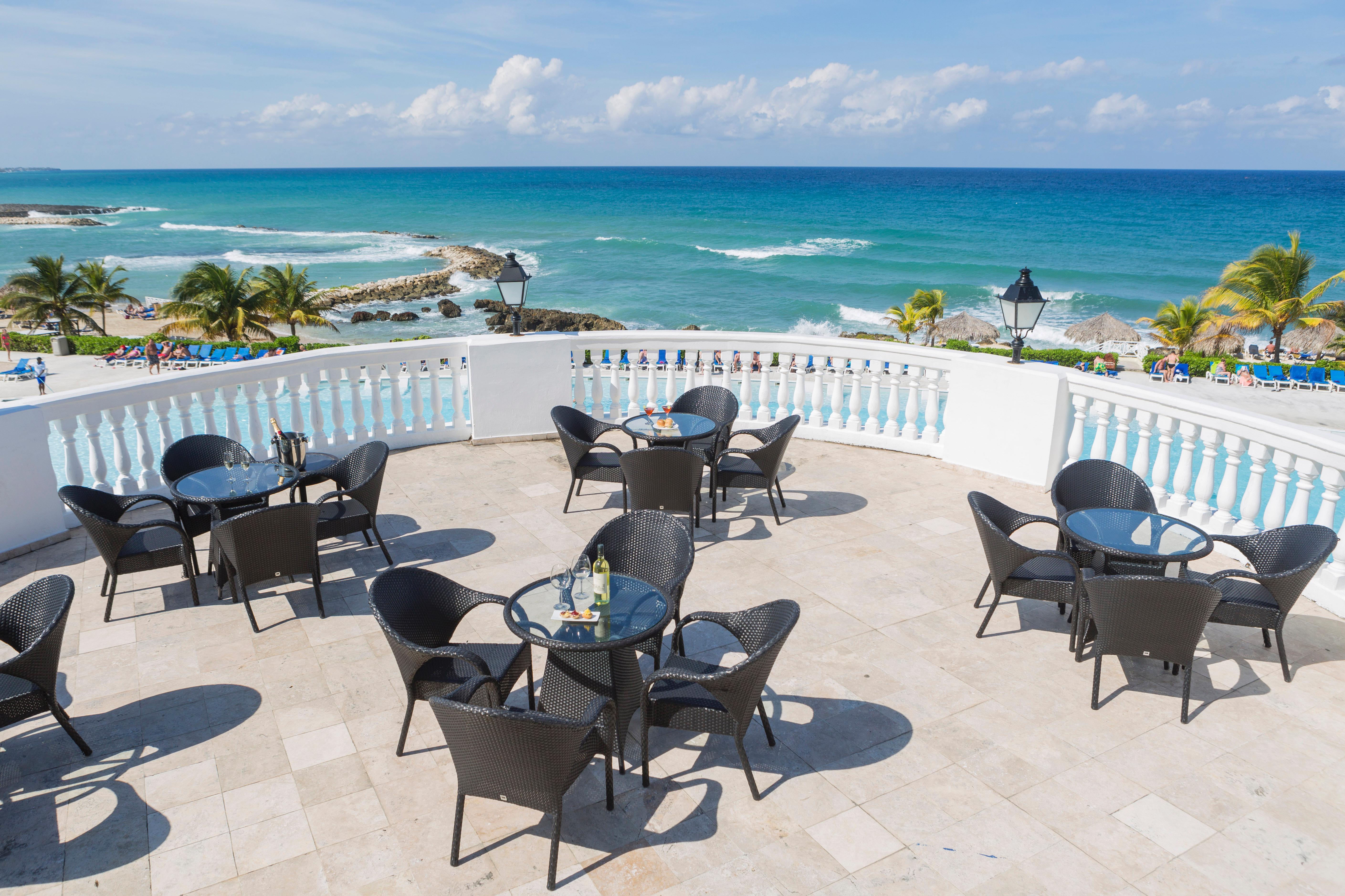 Grand Palladium Lady Hamilton & Resort 5*