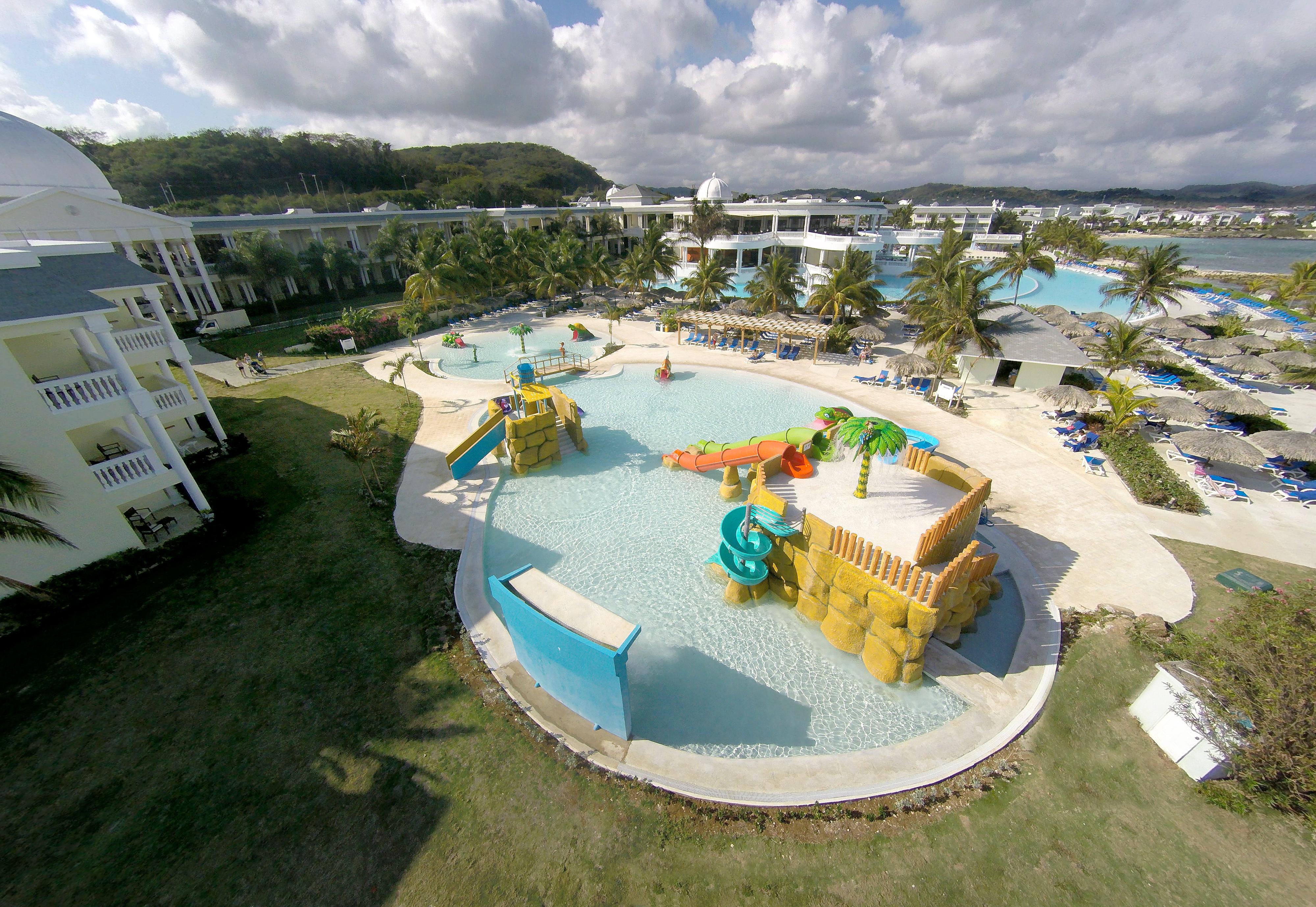 Grand Palladium Lady Hamilton & Resort 5*