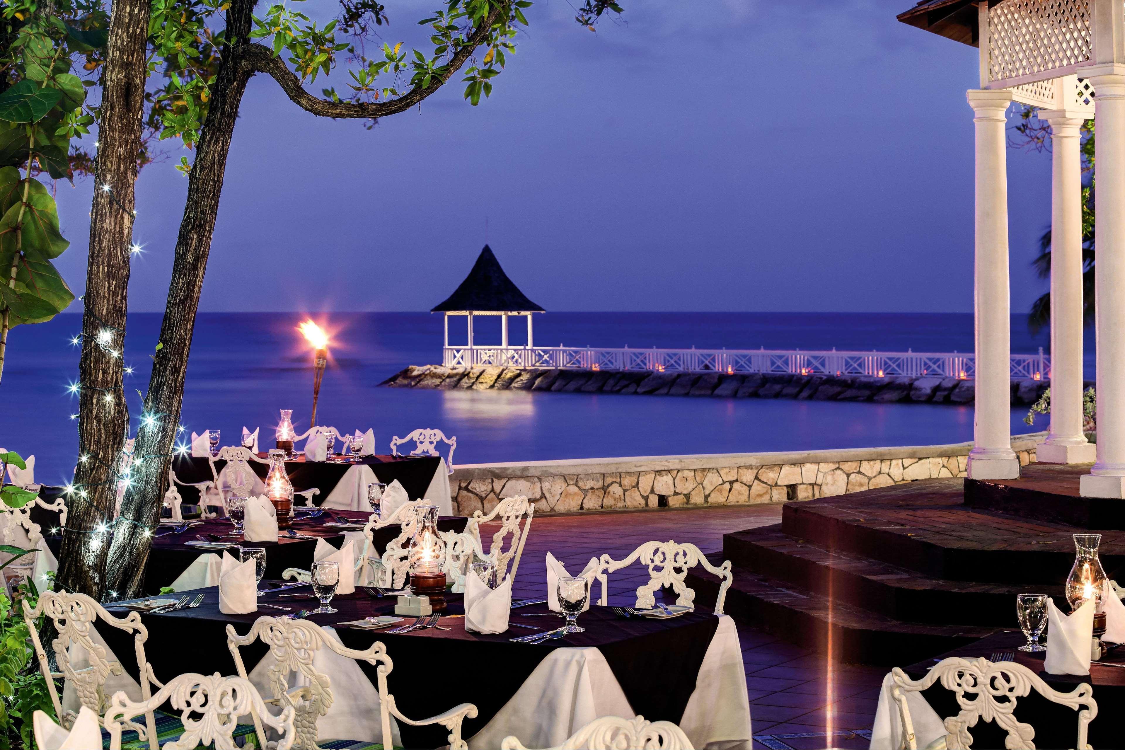 Half Moon Resort 5*