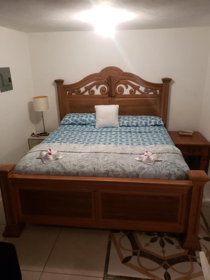 Grace Garden * Ocho Rios