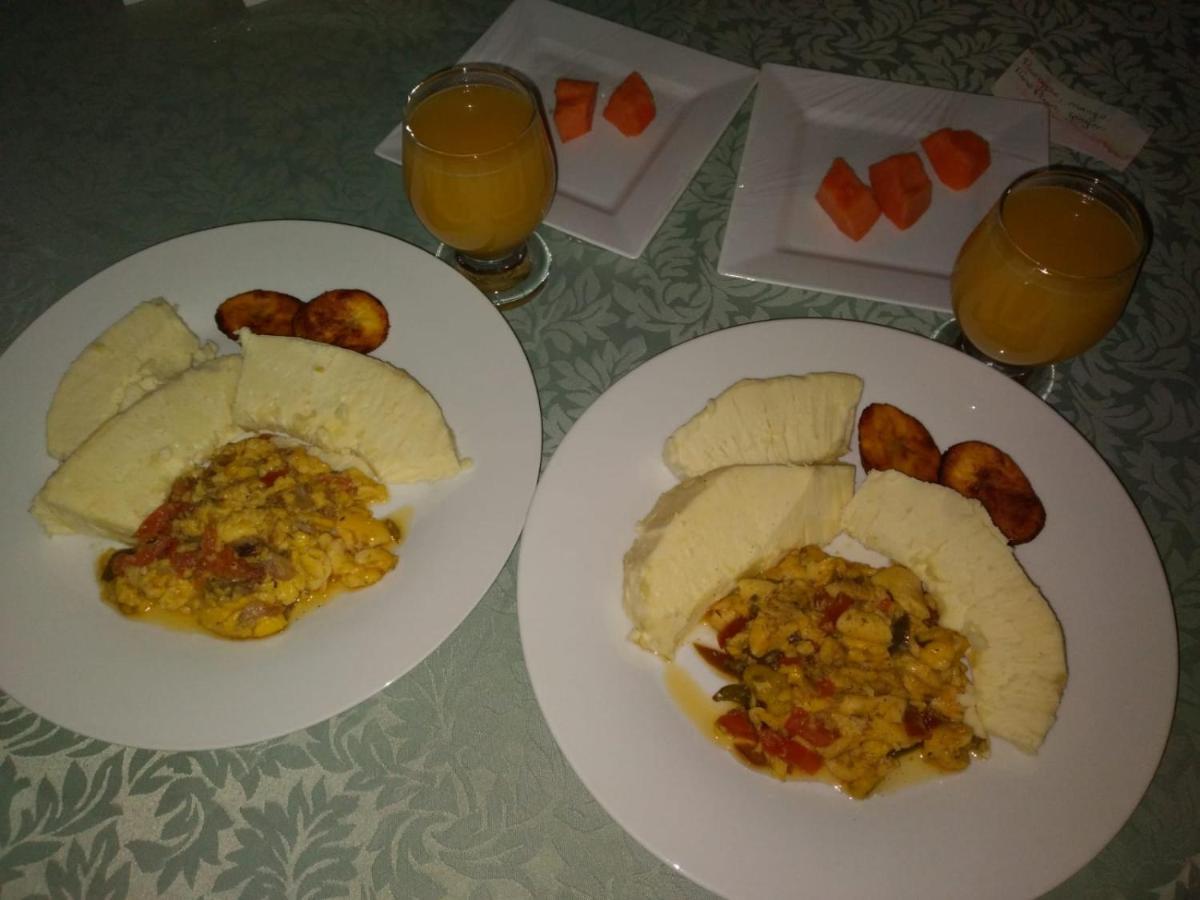 Blue Royalty Bed & Breakfast Portmore