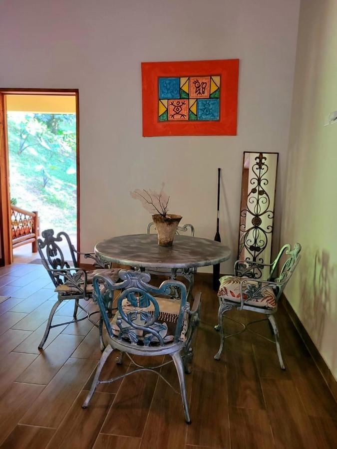 Ecoscape Jamaica - Lavish 1-br By The River Lodge Saint Ann's Bay