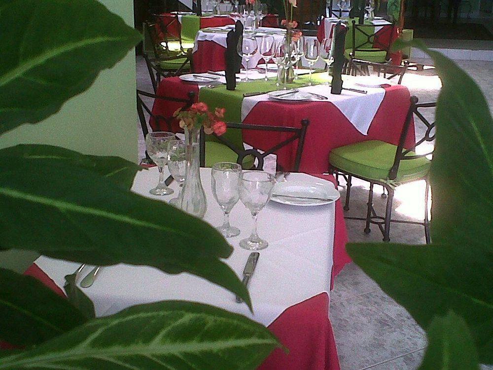 Reggae Reef Hotel