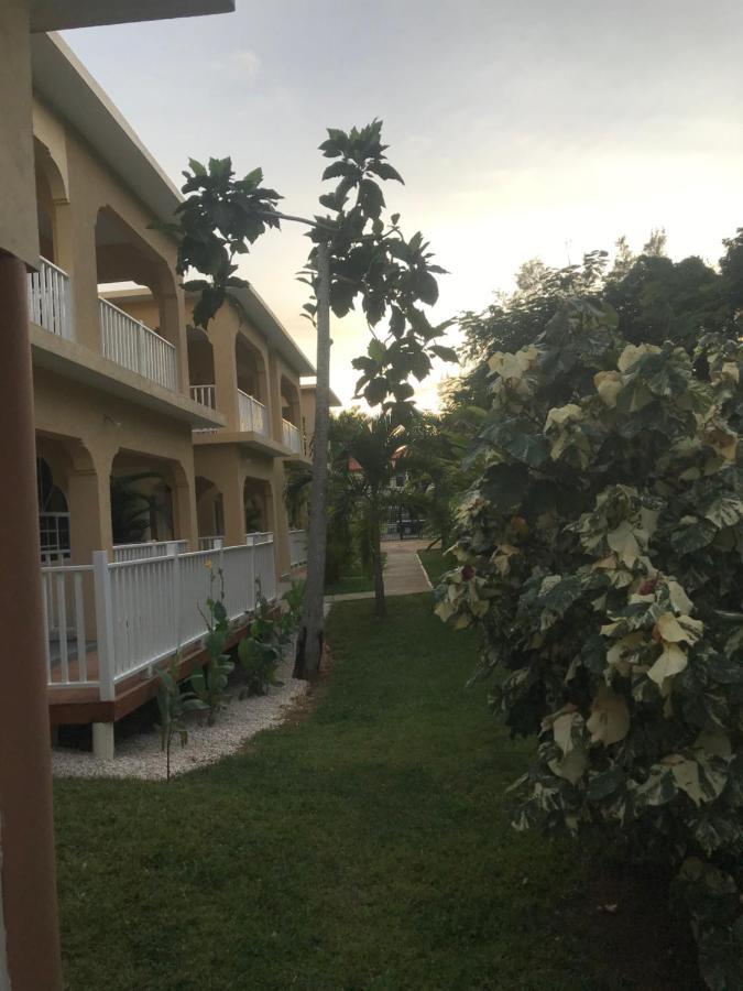 Sommerville * Negril