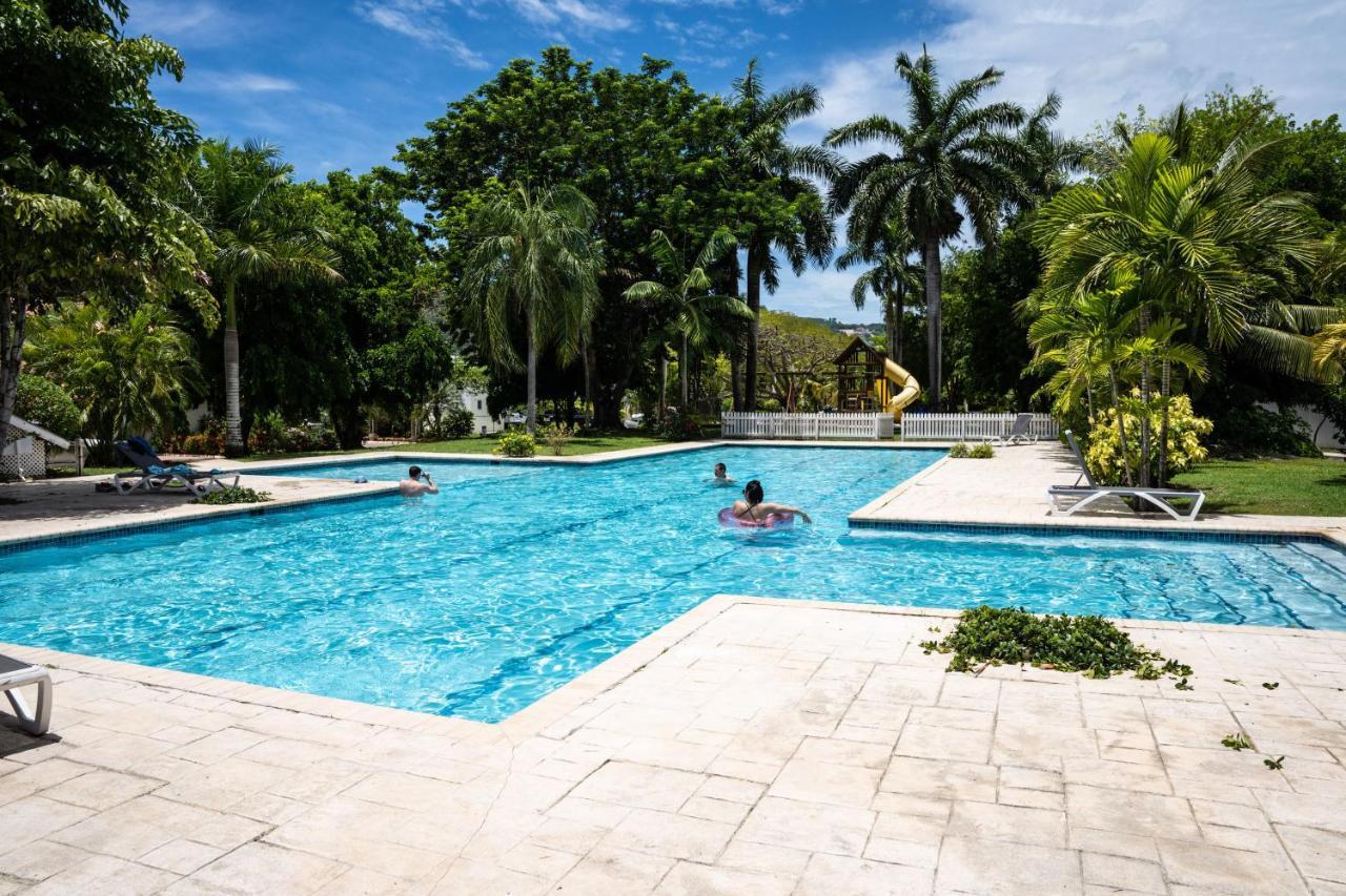 Apartment Luxury And Rooms,the Lagoons Montego Bay