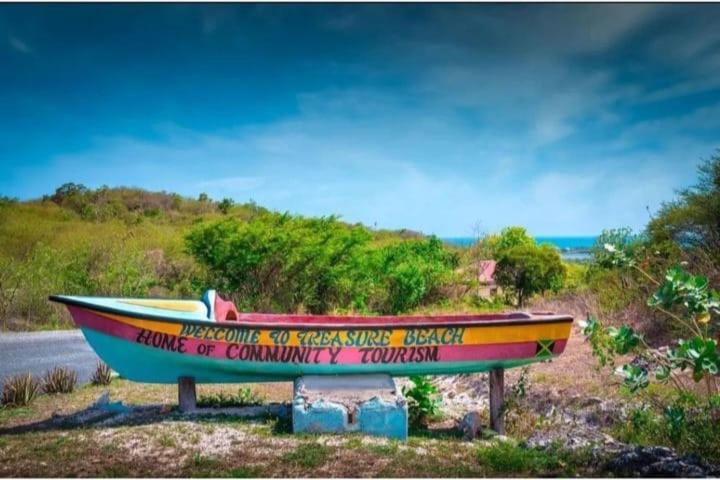 Brytan * Treasure Beach