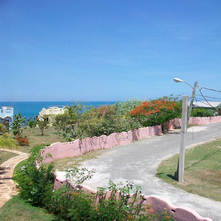 Villa Brytan Treasure Beach