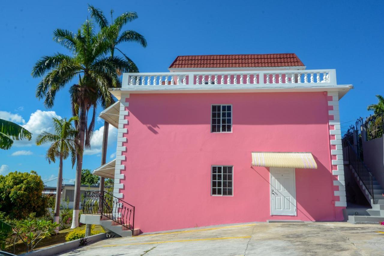 Three Palm Casa de hóspedes Montego Bay