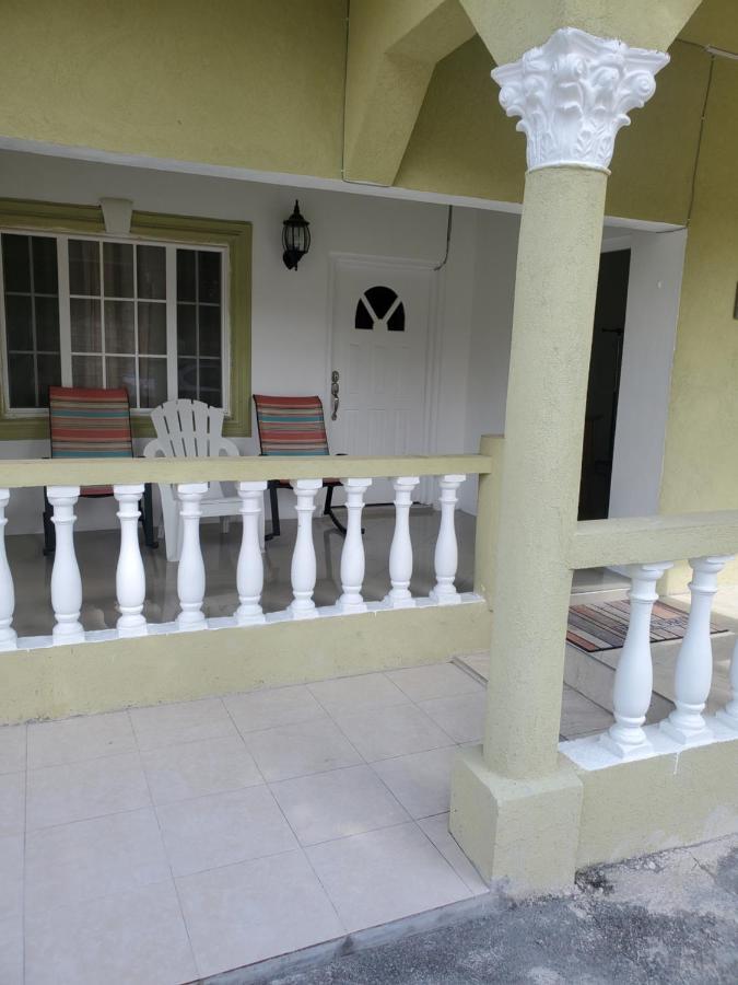 Comfy Guest Guest house