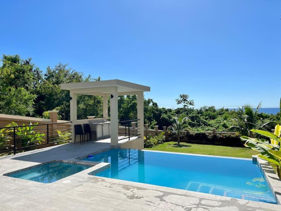 Apartamento The Indianna ~ Luxury Pool & Whitehouse