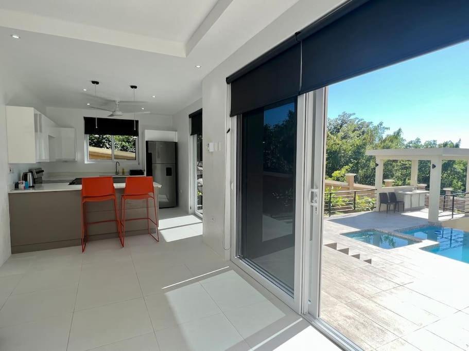 The Indianna ~ Luxury Pool & Apartamento *