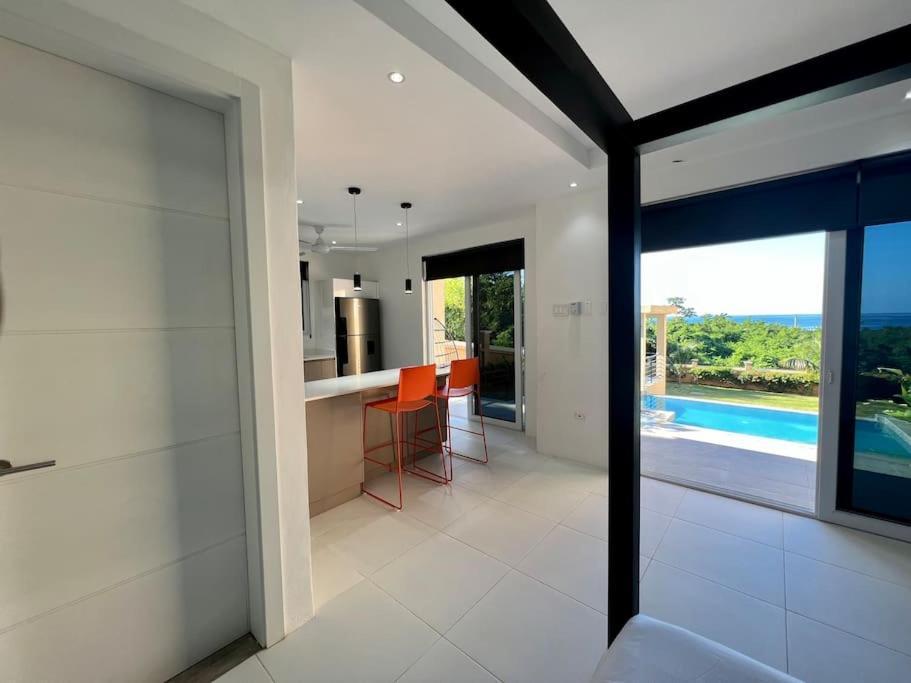 The Indianna ~ Luxury Pool & Apartamento *