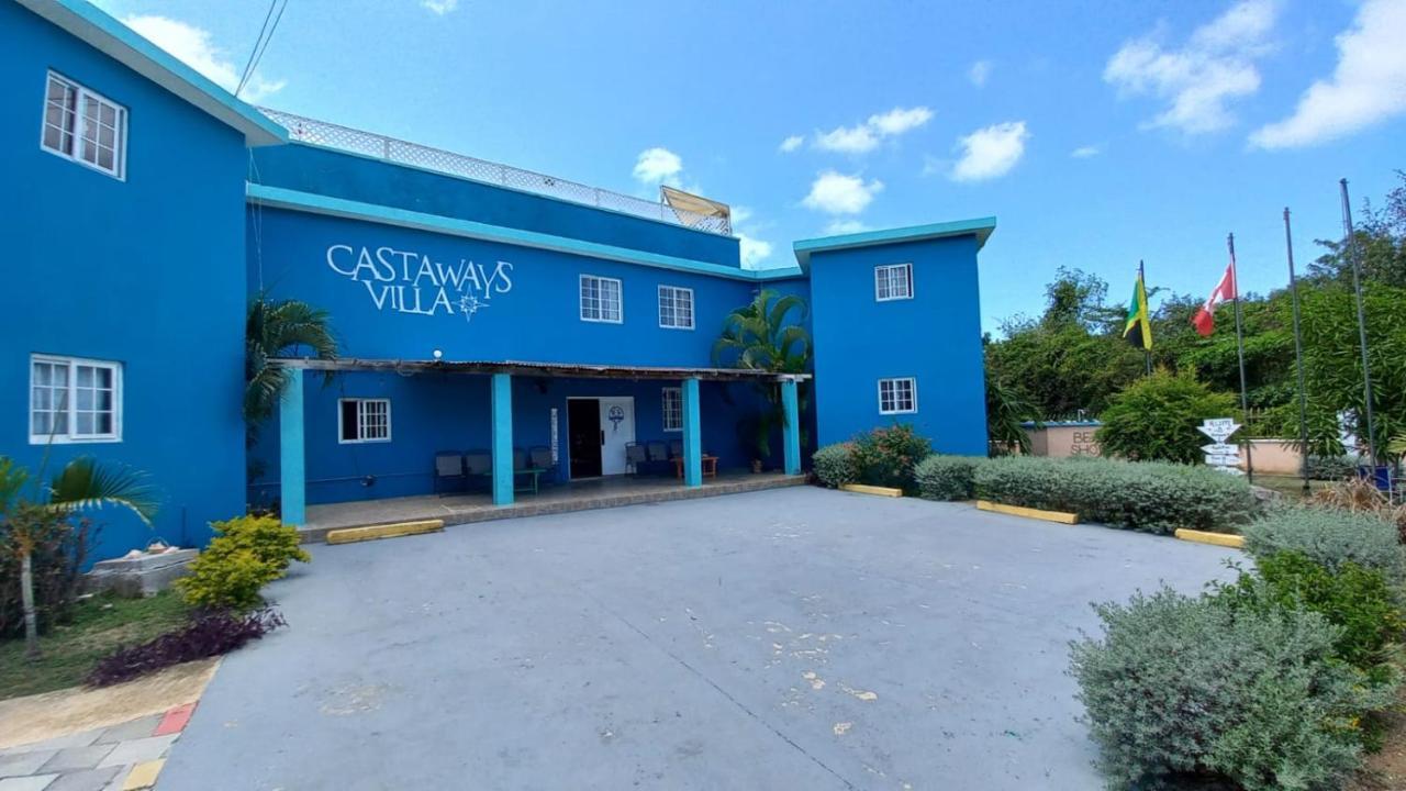 Hotel Castaways