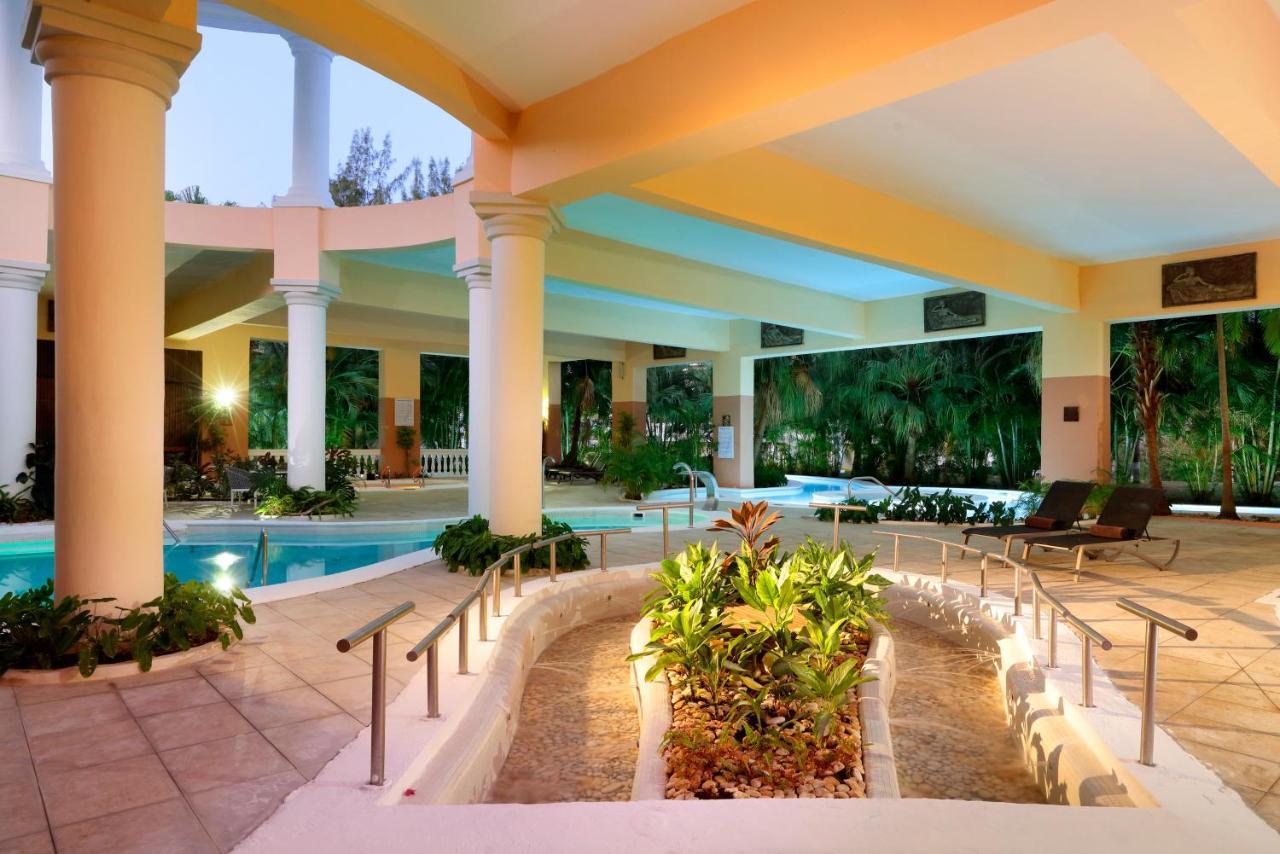 Grand Palladium Jamaica &
