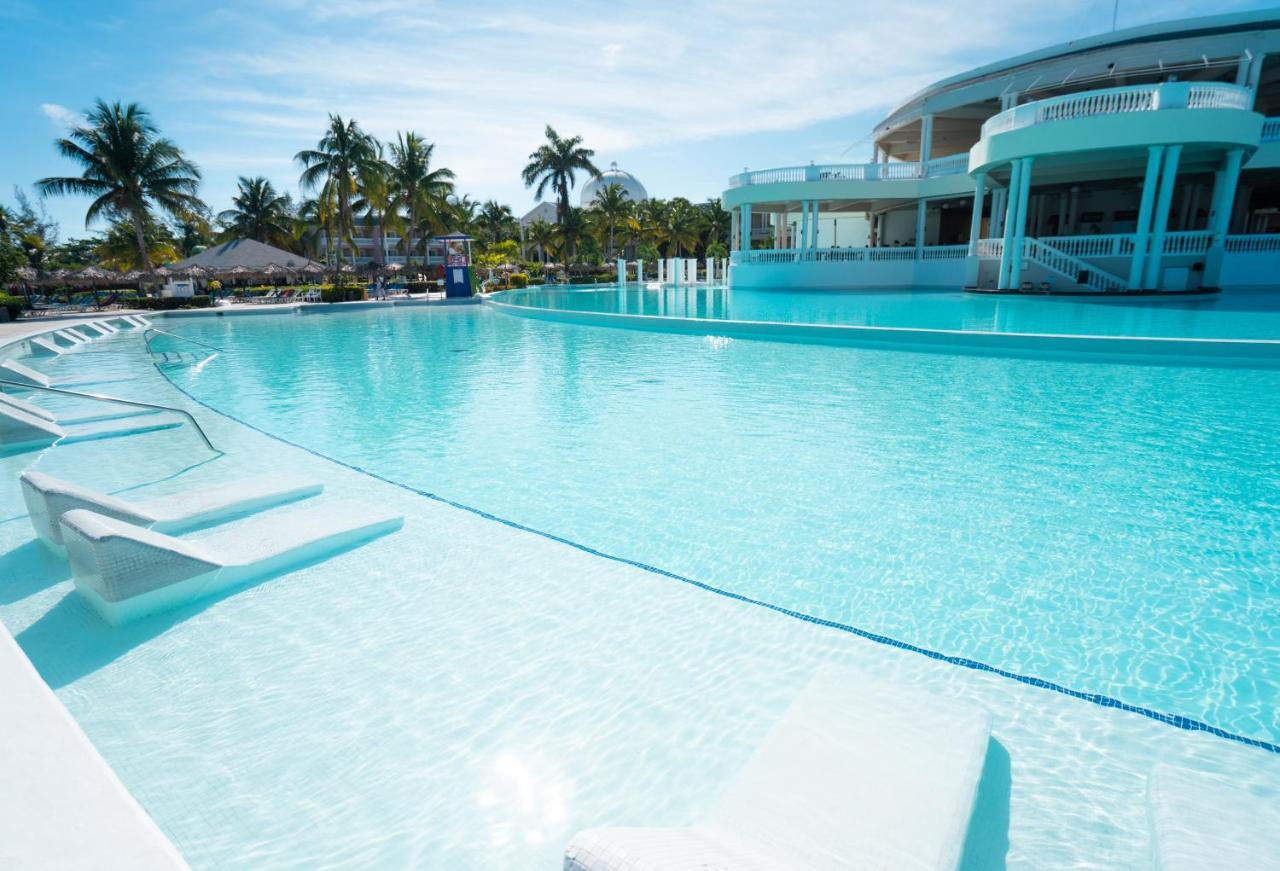 Grand Palladium Jamaica &