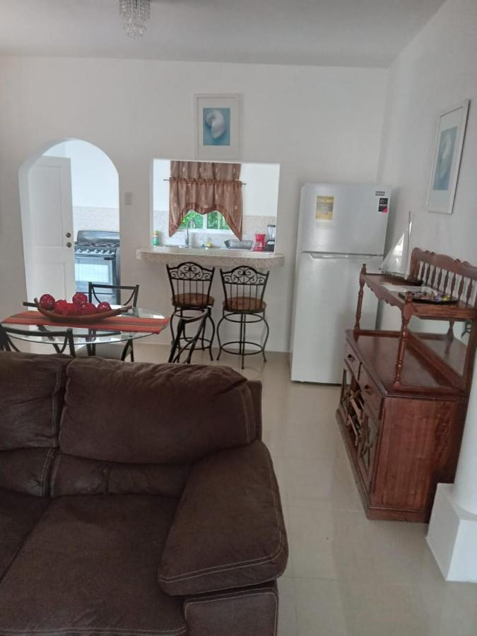 Comfy Guest Guest house