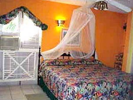 Columbus Heights Apartment